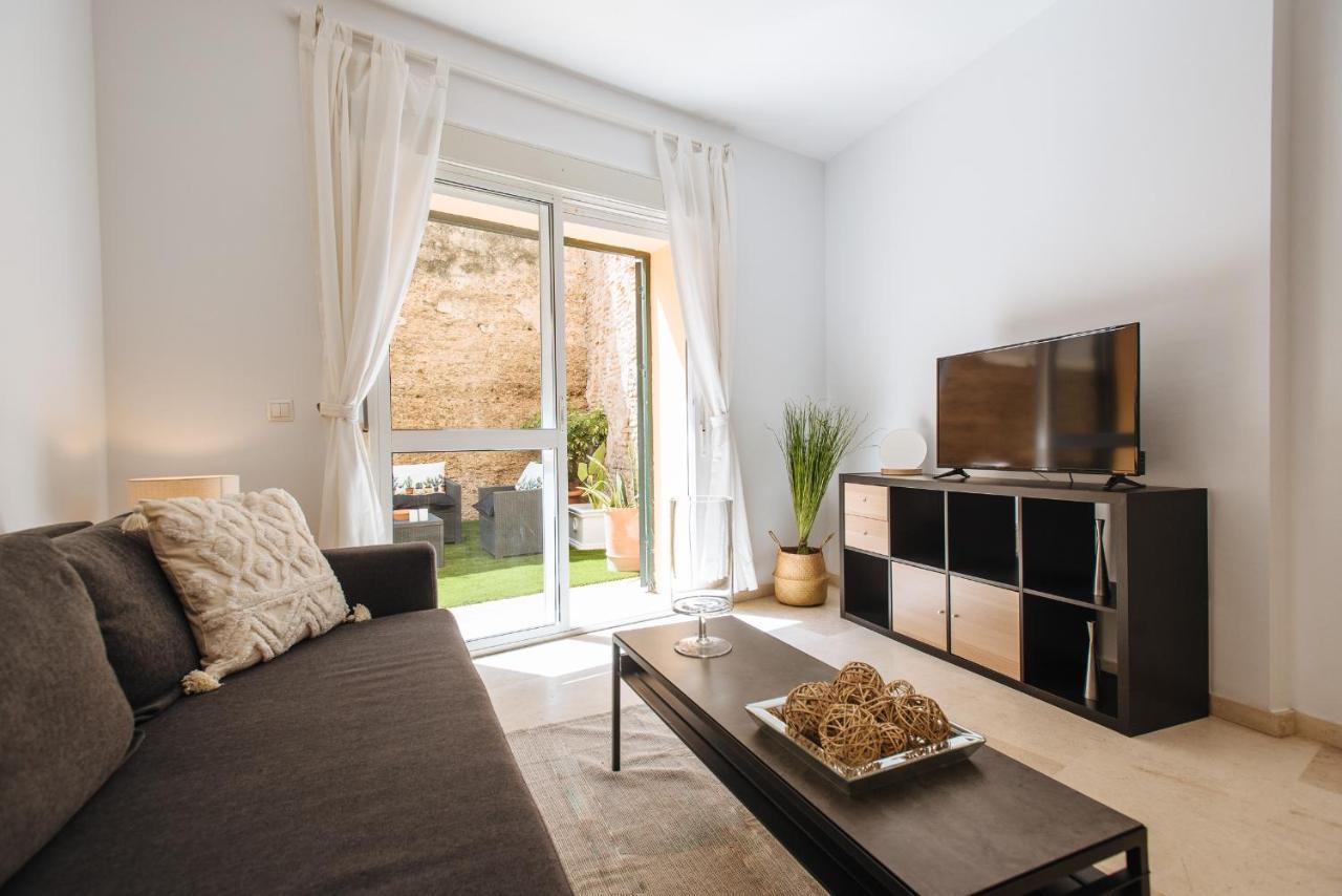 Sol Suite Apartment With Garden 세비야 외부 사진